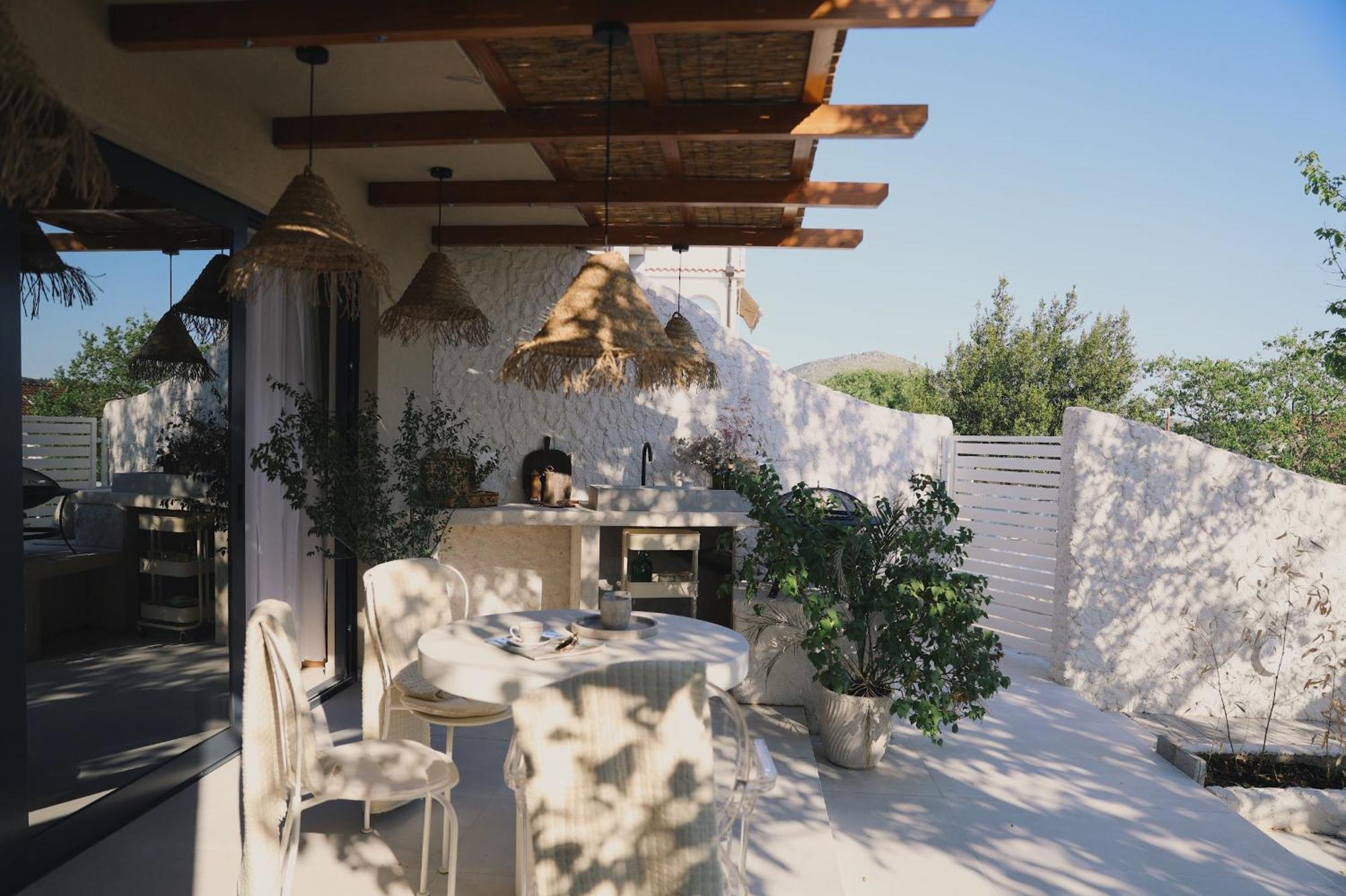 The Residence Bilice Bagian luar foto