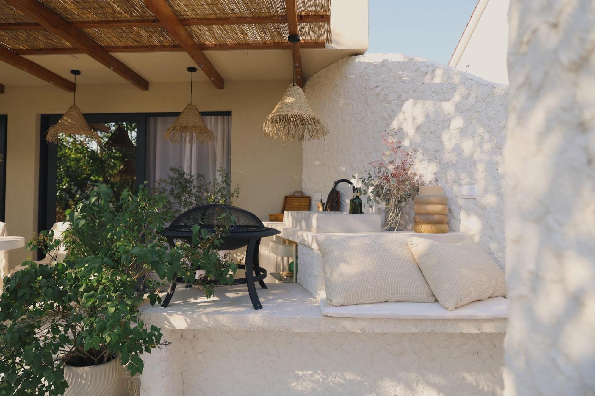 The Residence Bilice Bagian luar foto