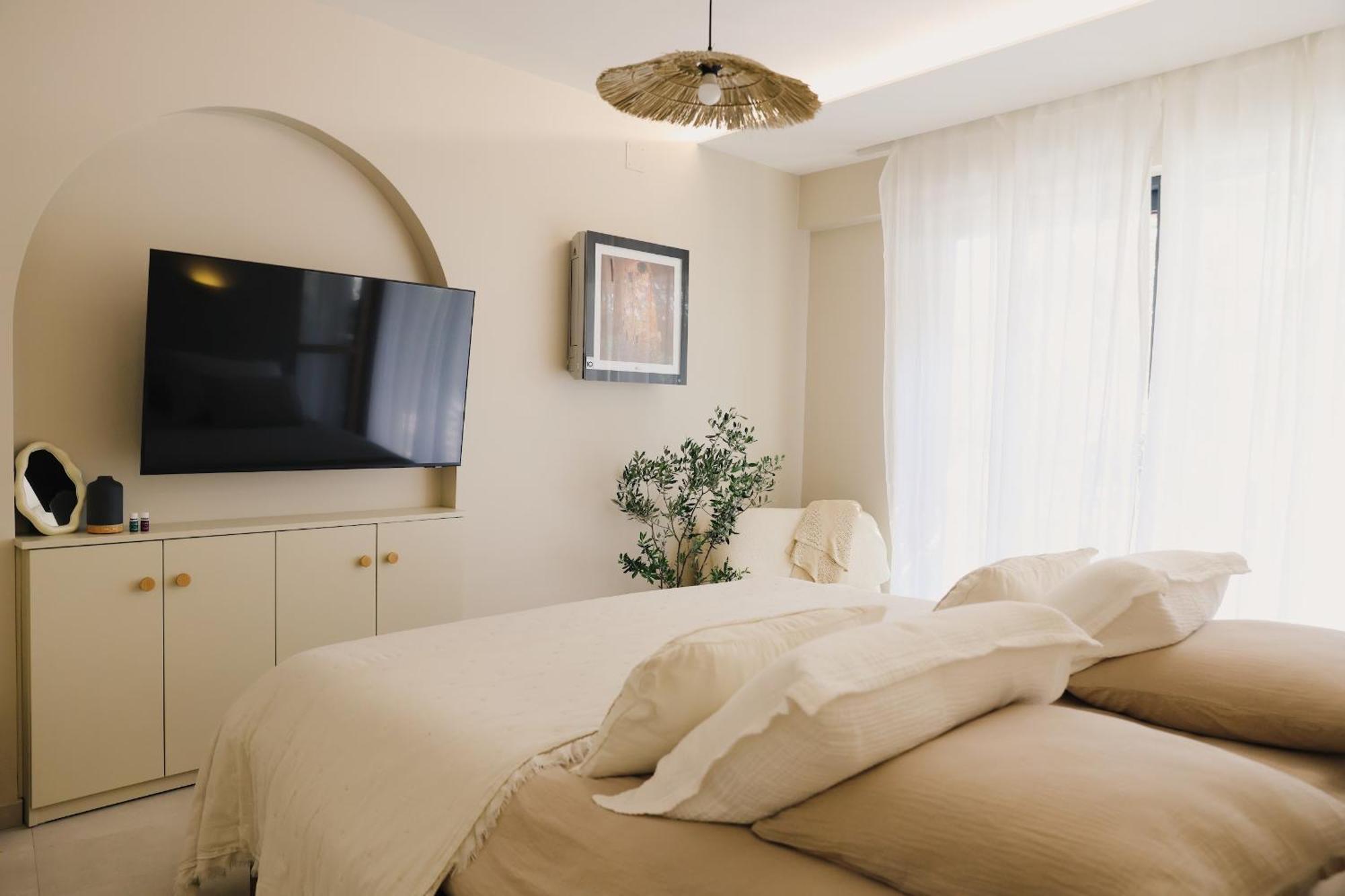 The Residence Bilice Bagian luar foto