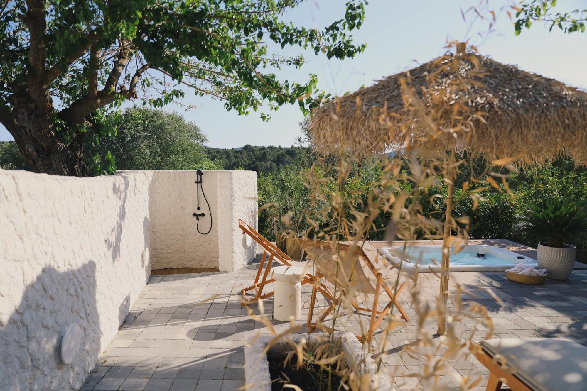 The Residence Bilice Bagian luar foto